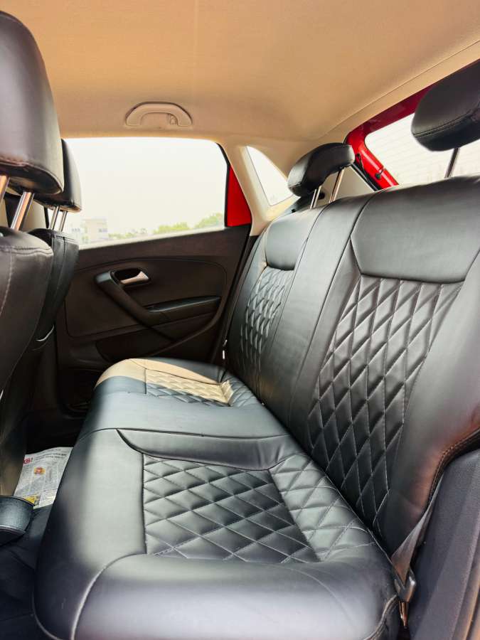 Volkswagen Polo - Image 7