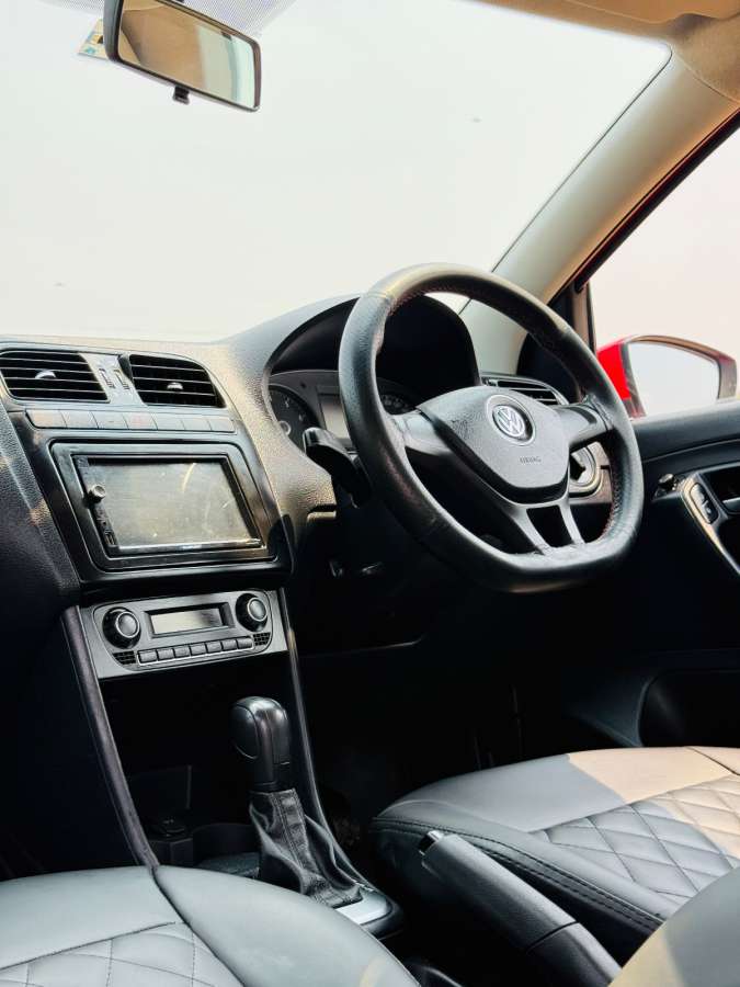 Volkswagen Polo - Image 6