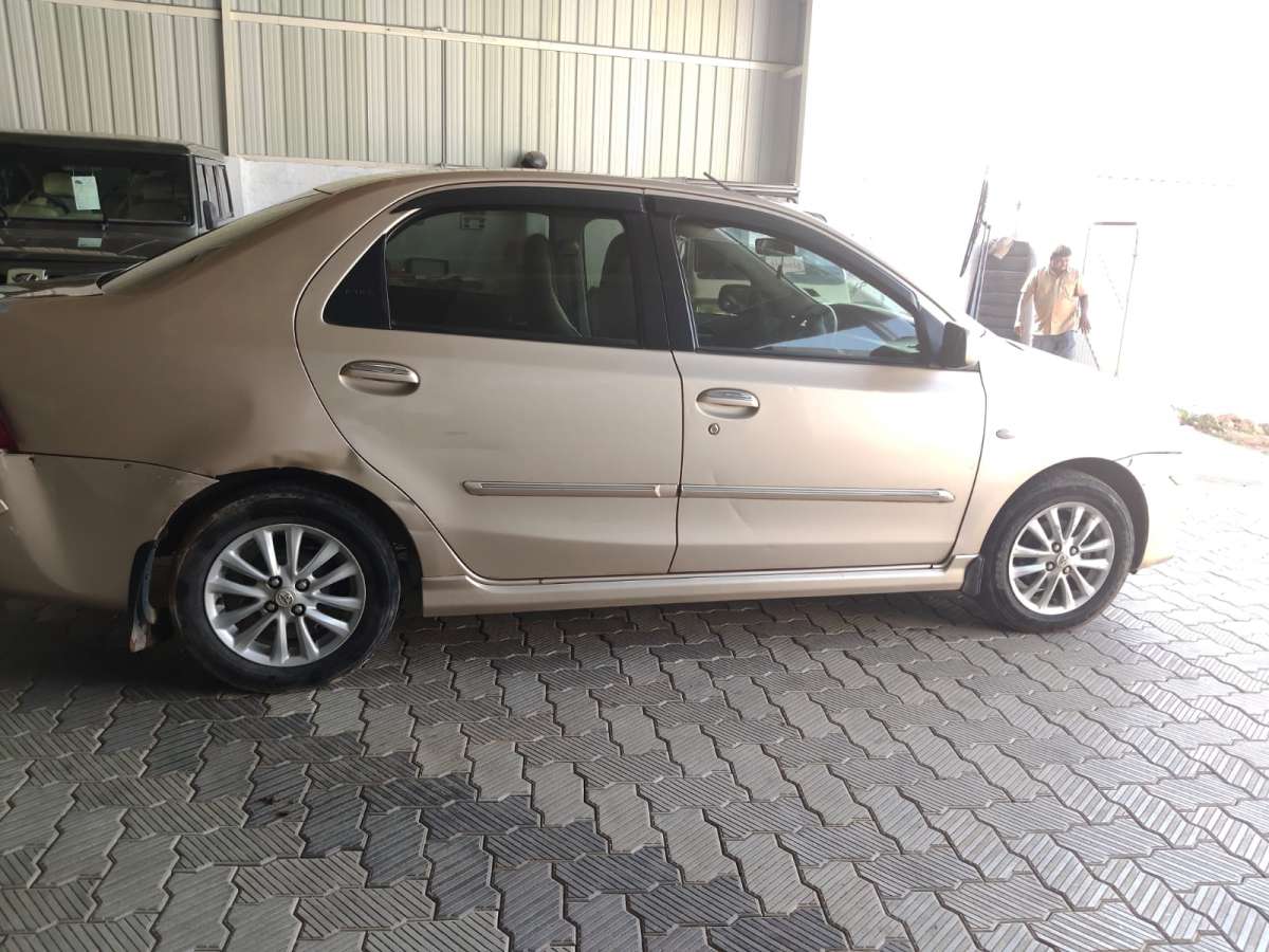 Toyota Etios - Image 2