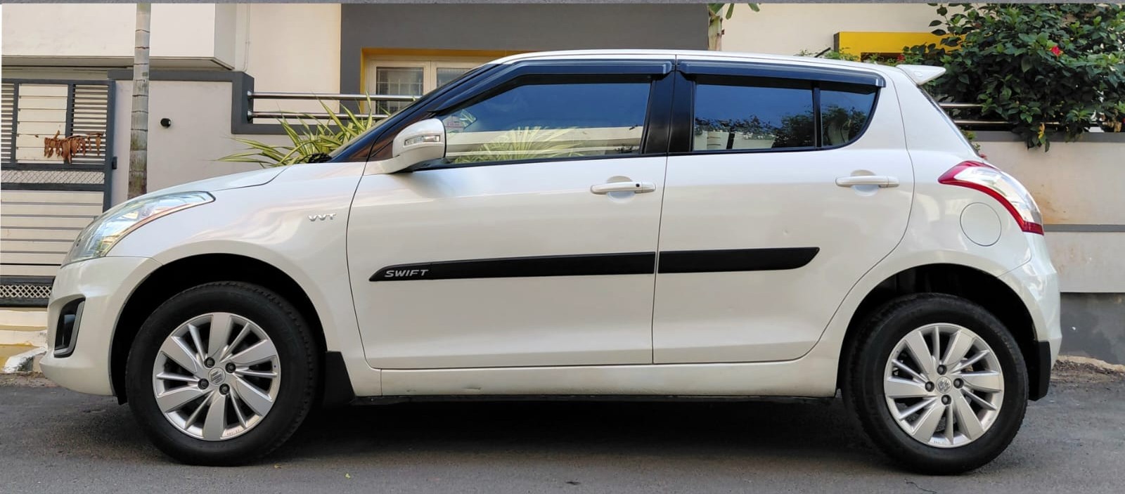 Maruti Suzuki Swift - Image 3