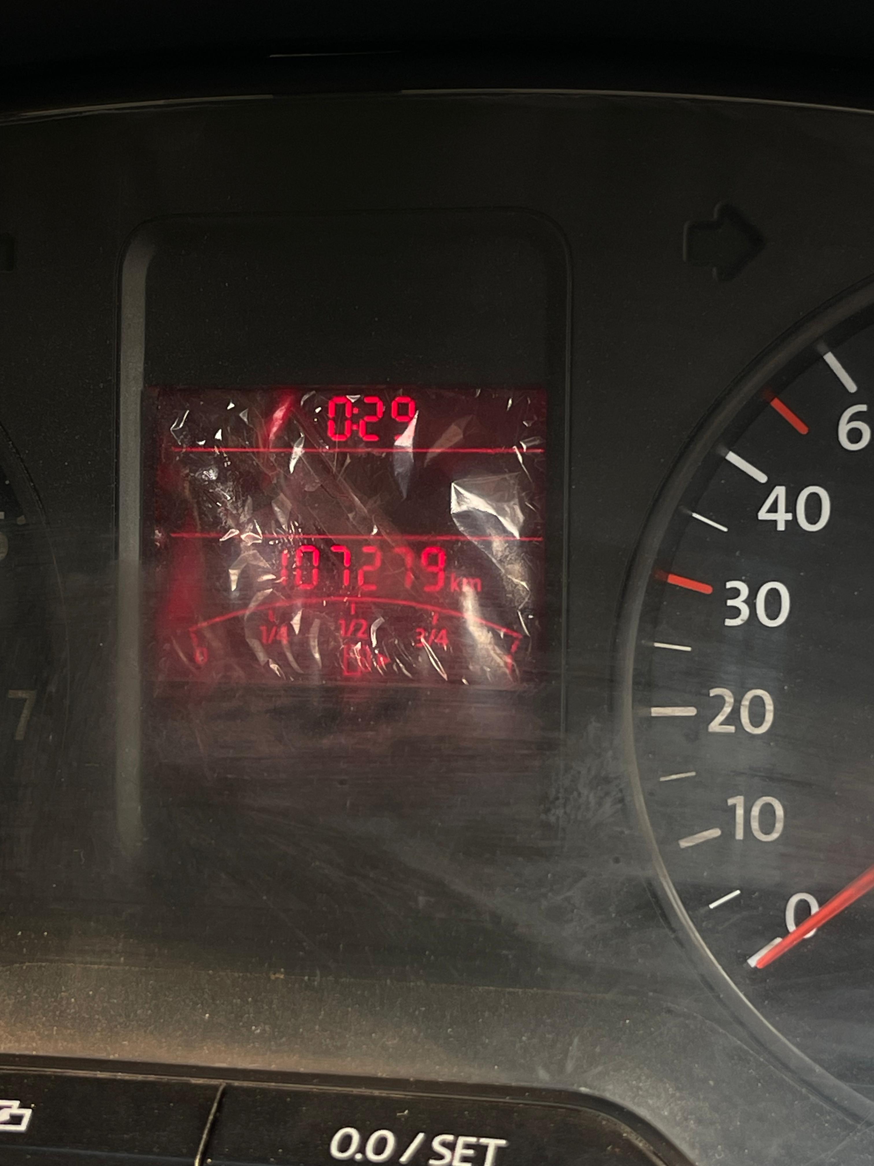 Volkswagen Polo - Image 10