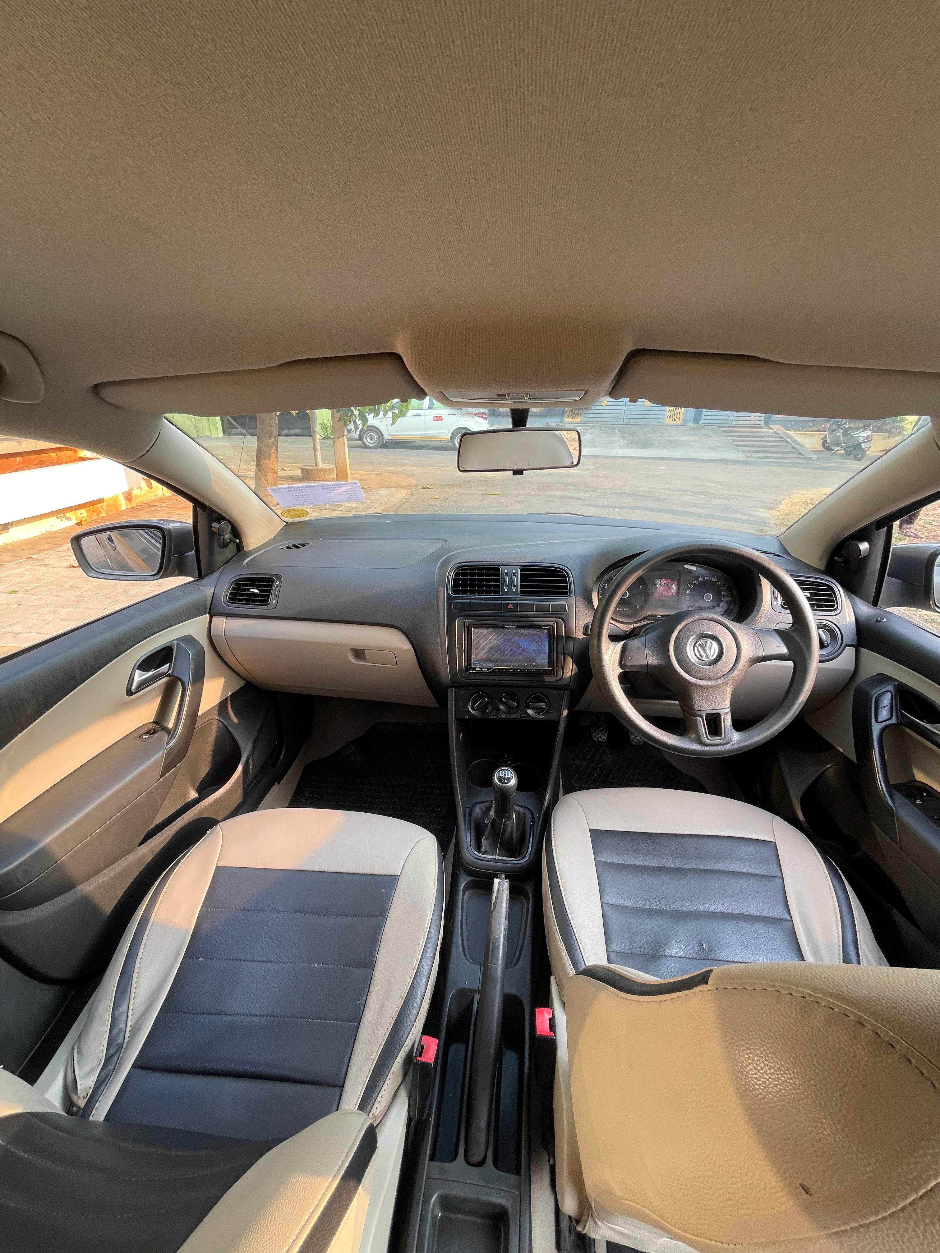 Volkswagen Polo - Image 6