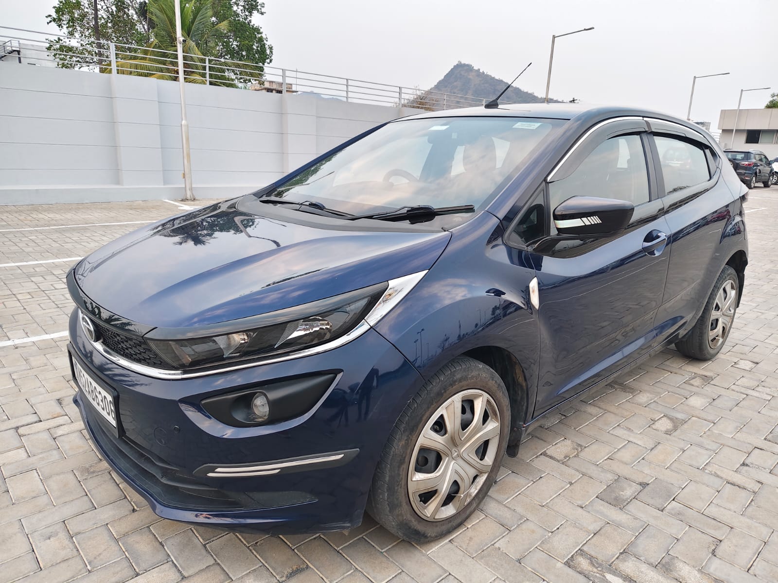 Tata Altroz - Image 3