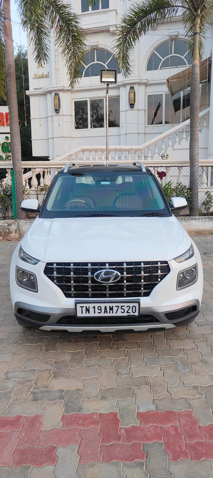 Hyundai Venue SX 1.2 Dual Tone