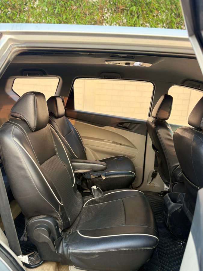 Mahindra Marazzo - Image 4