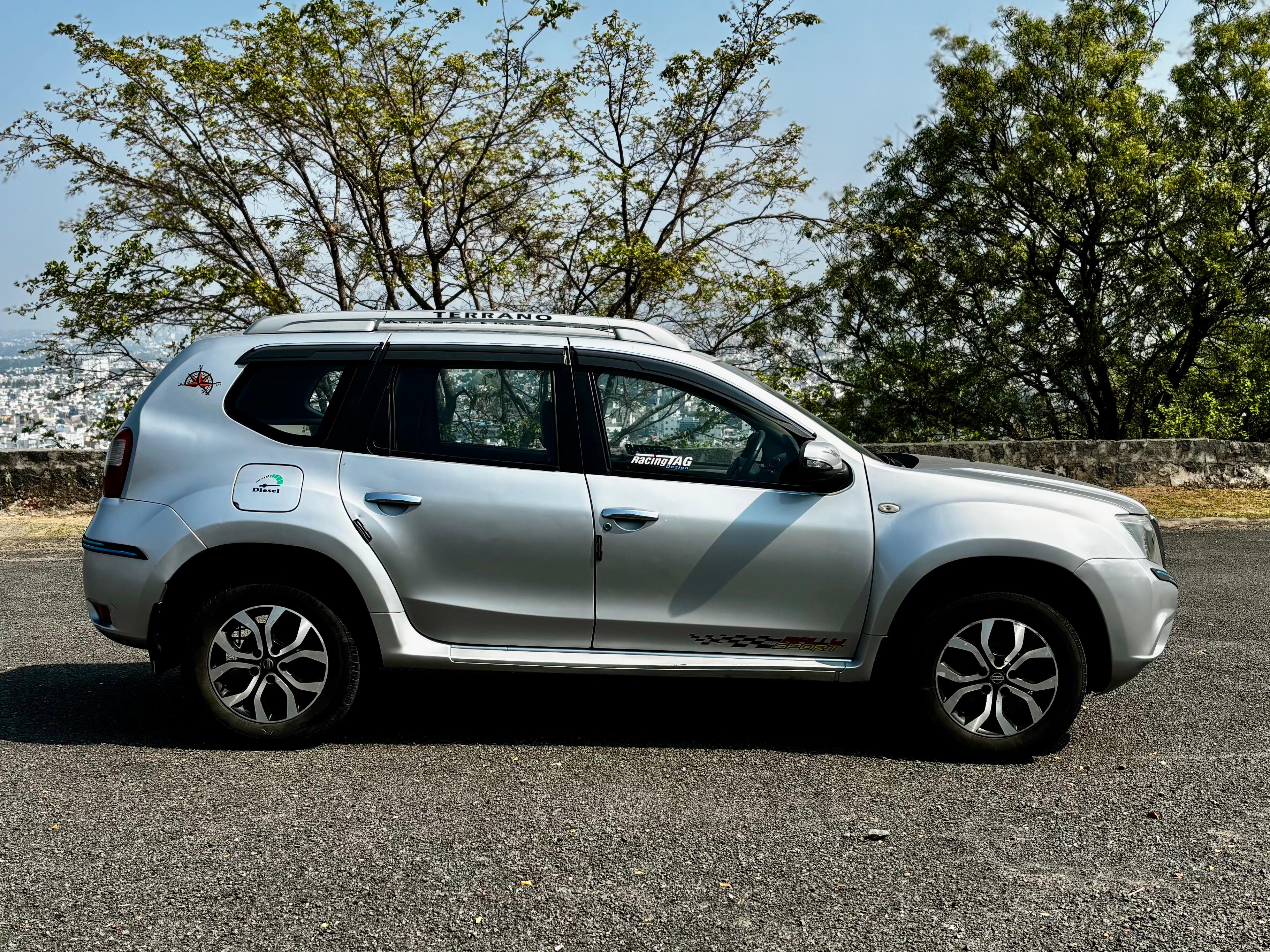 Nissan Terrano - Image 2