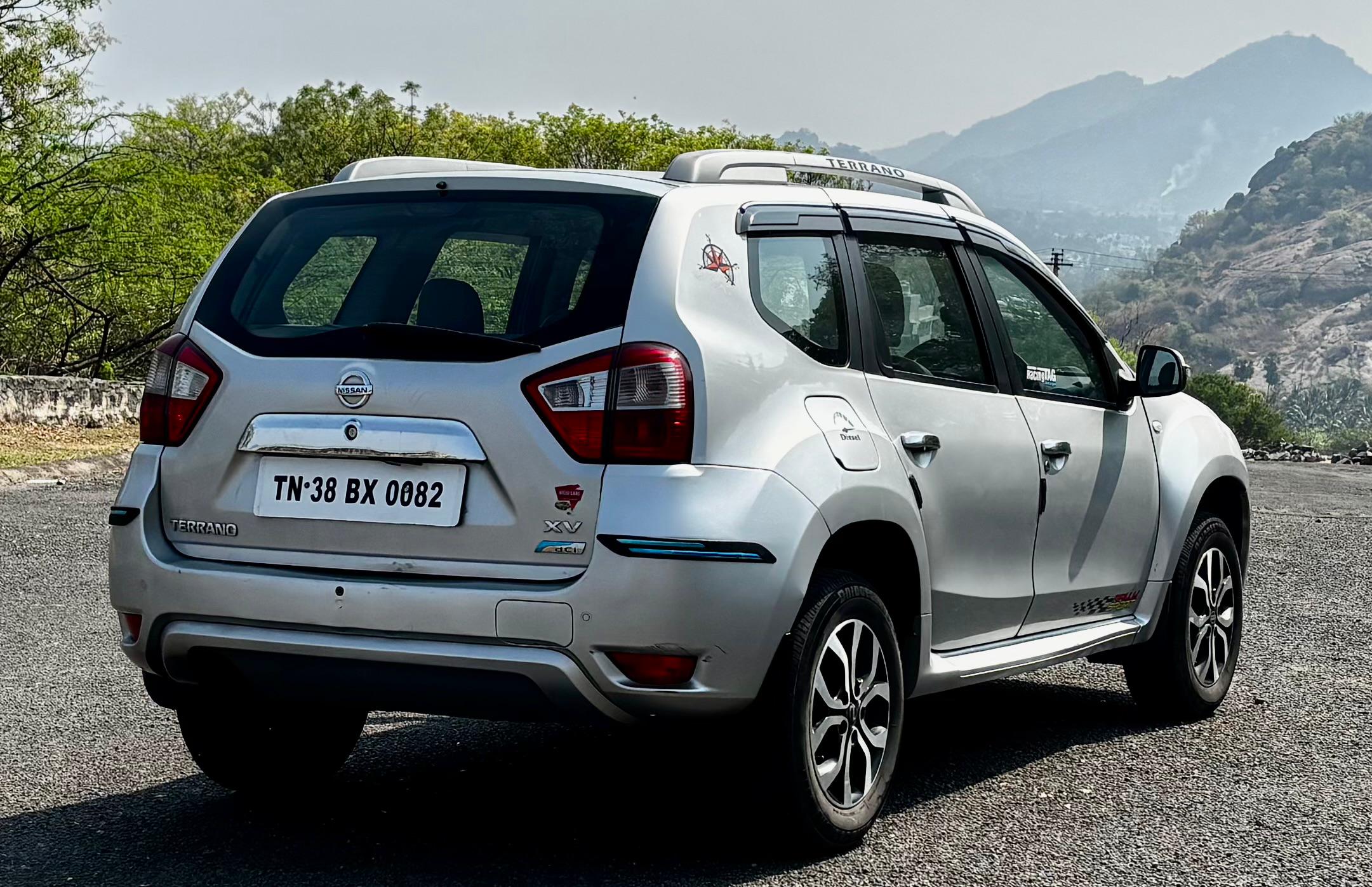 Nissan Terrano - Image 11