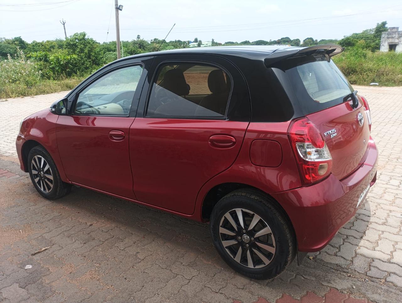 Toyota Etios Liva - Image 2