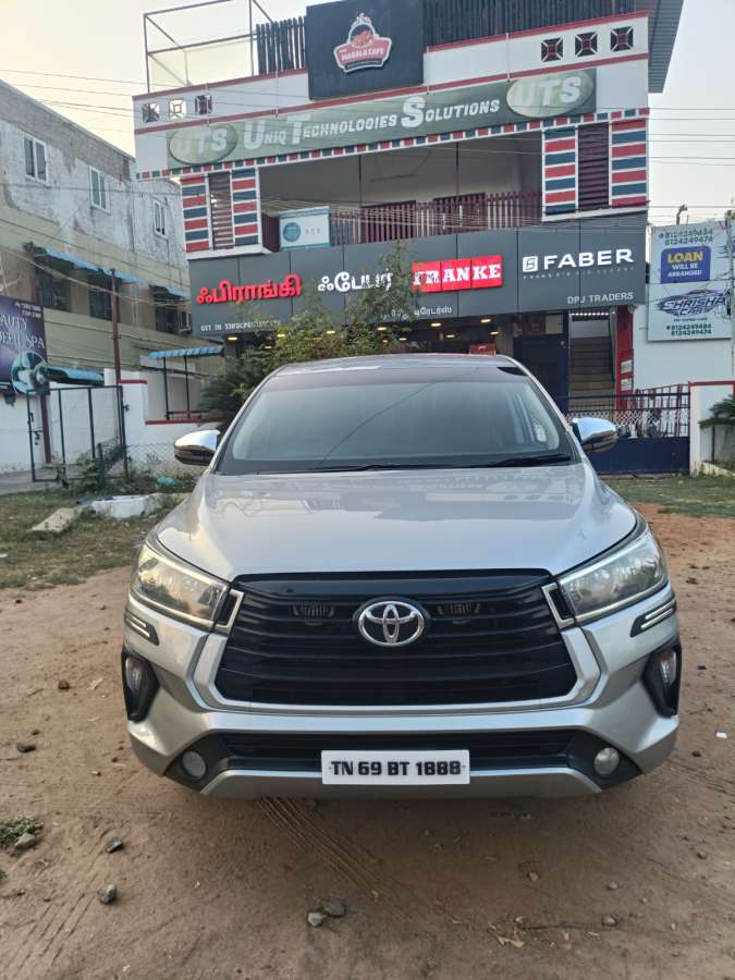 Toyota Innova Crysta