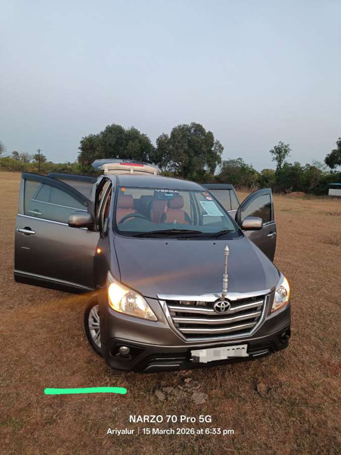 Toyota Innova - Image 3