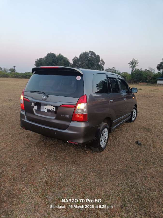Toyota Innova - Image 9