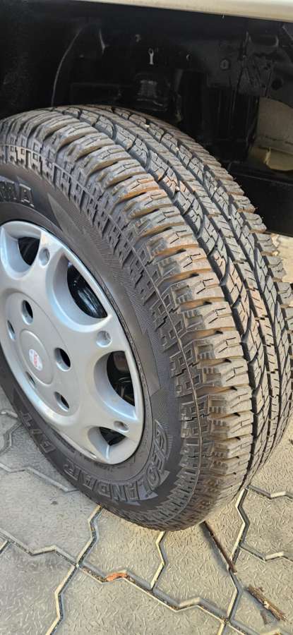 Mahindra Bolero - Image 5