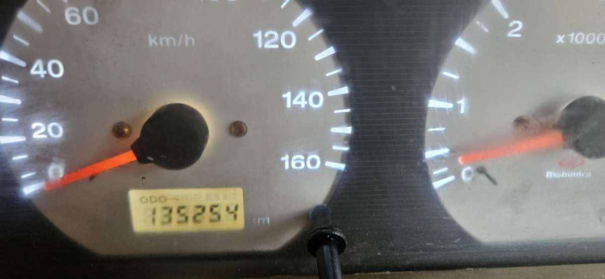 Mahindra Bolero - Image 4