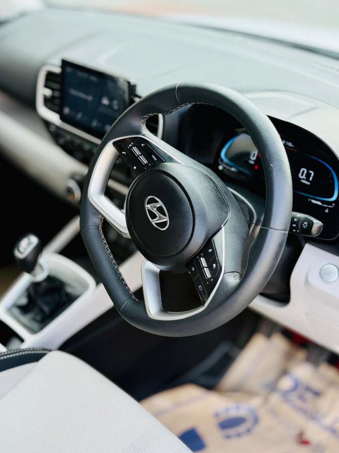 Hyundai Venue - Image 12