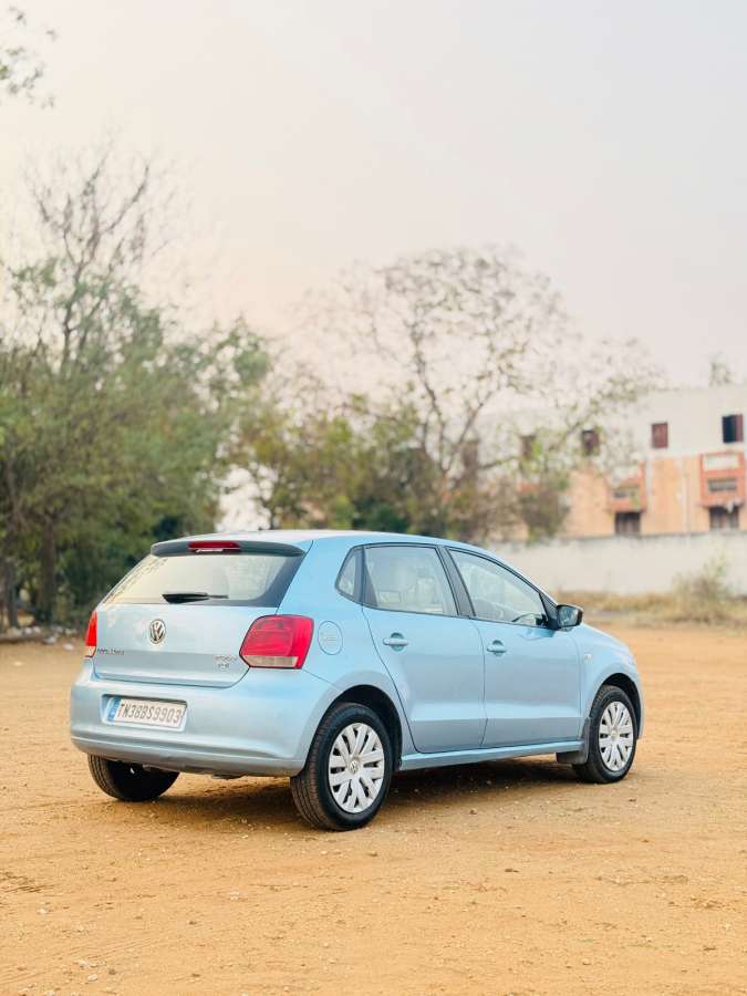 Volkswagen Polo - Image 9