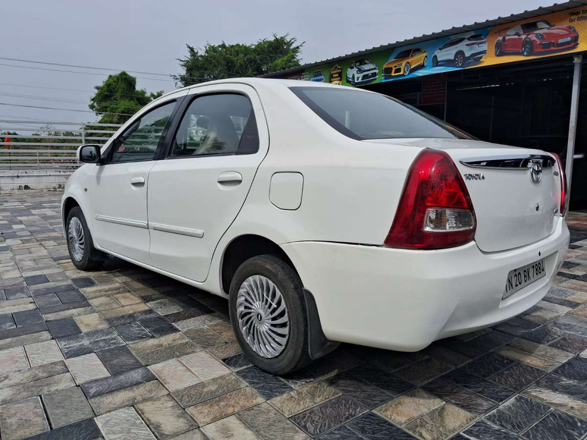 Toyota Etios - Image 8