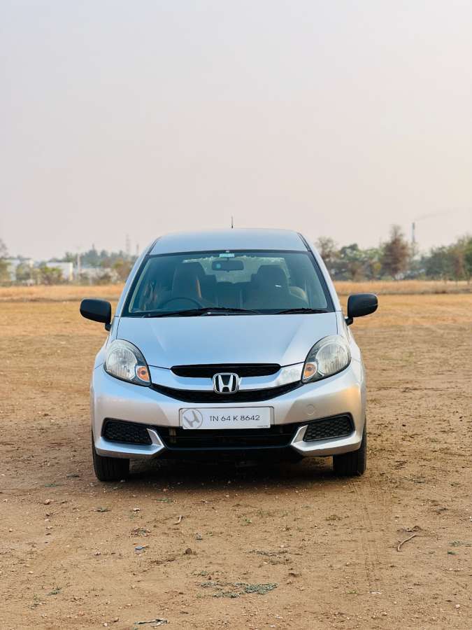 Honda Mobilio 1.5 V I DTEC