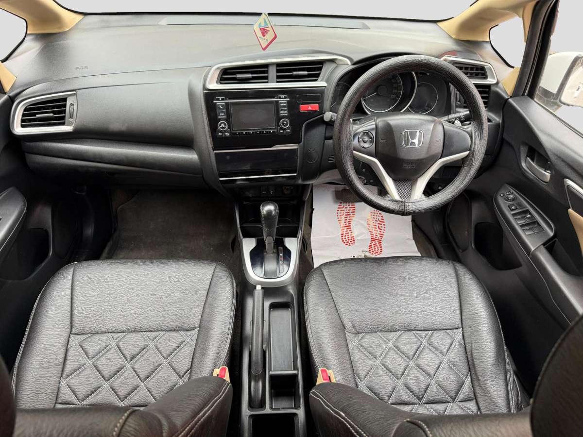 Honda Jazz - Image 4