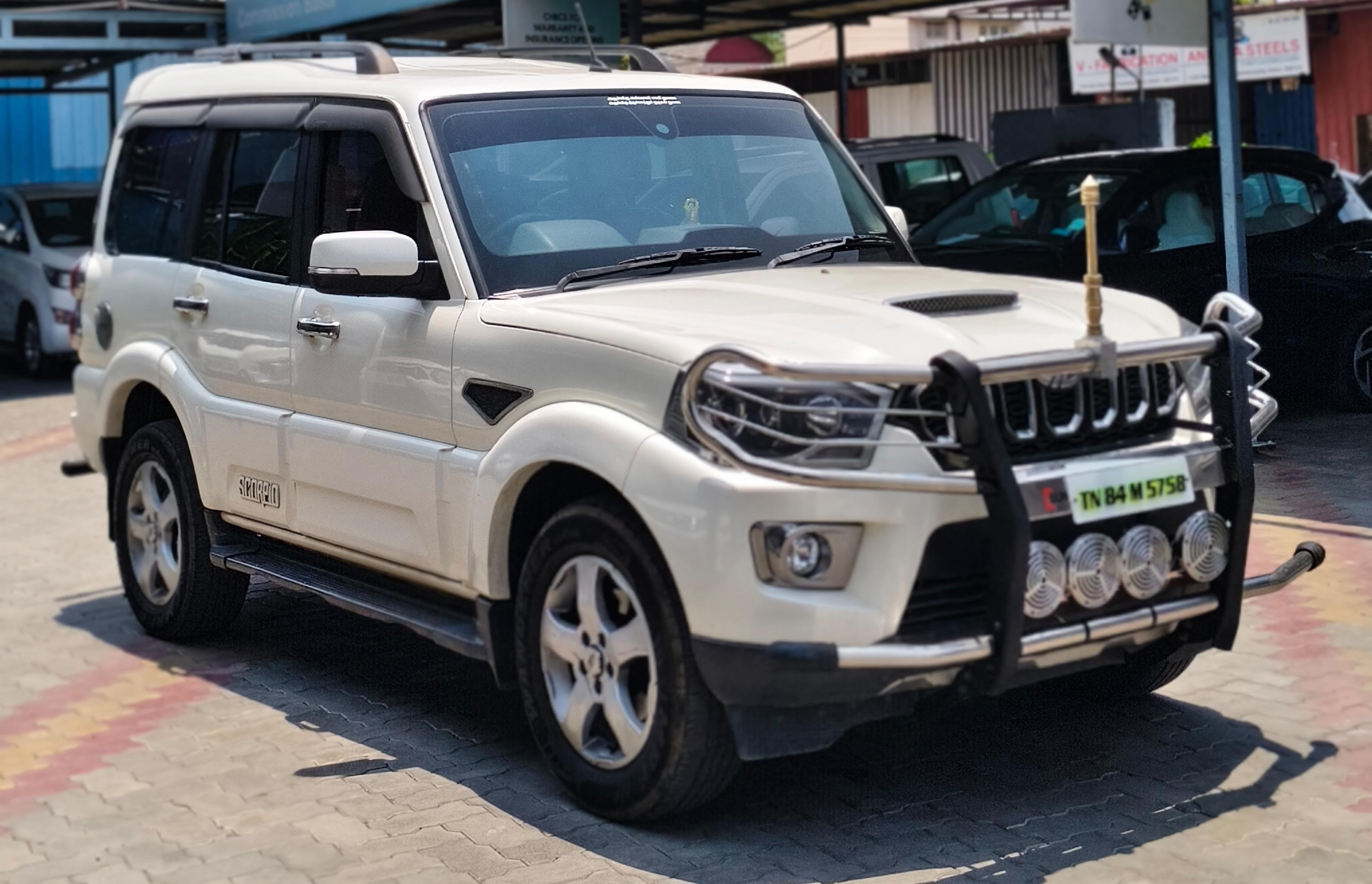 Mahindra Scorpio - Image 3