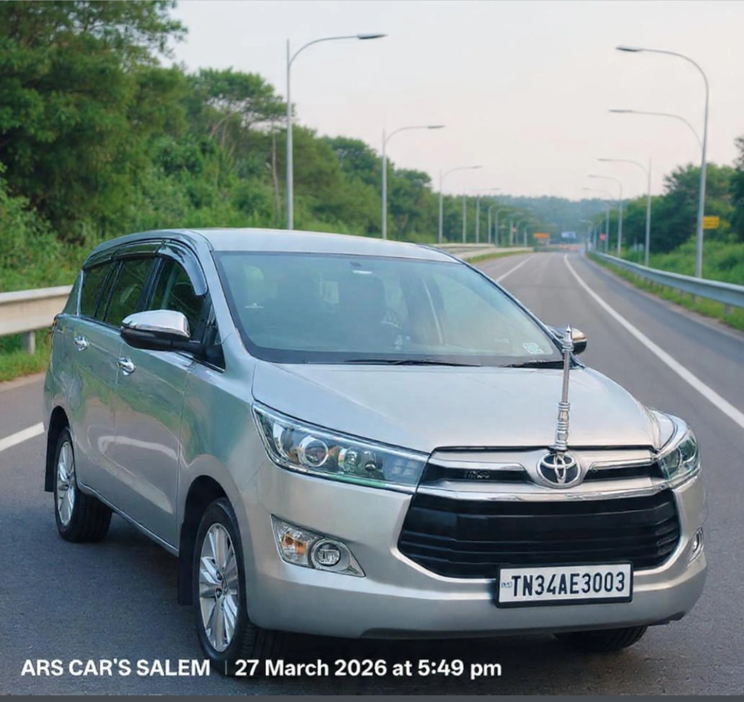 Toyota Innova Crysta - Image 3