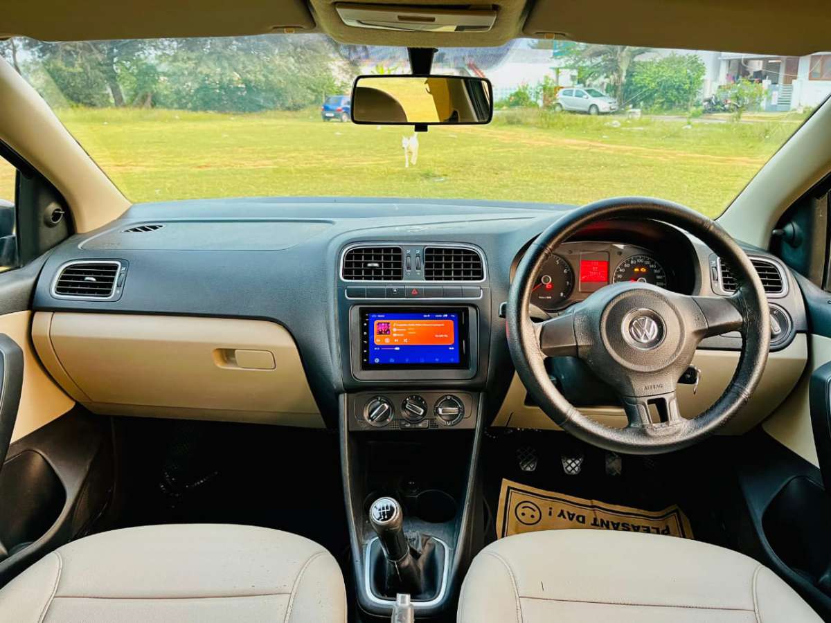 Volkswagen Polo - Image 4
