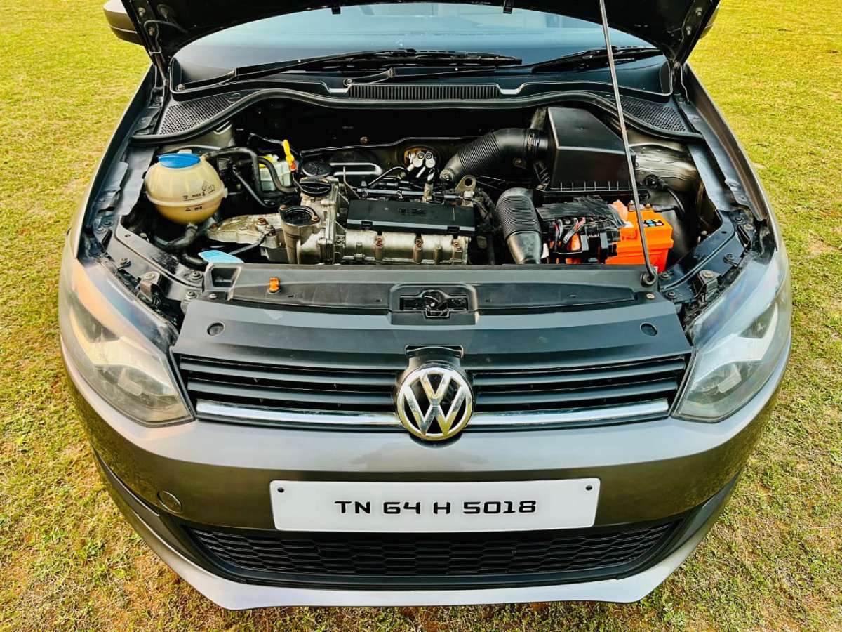 Volkswagen Polo - Image 8