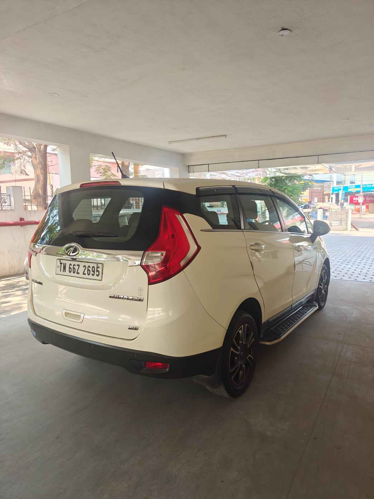 Mahindra Marazzo - Image 3