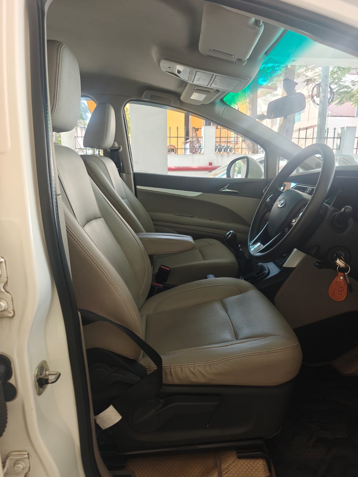 Mahindra Marazzo - Image 4