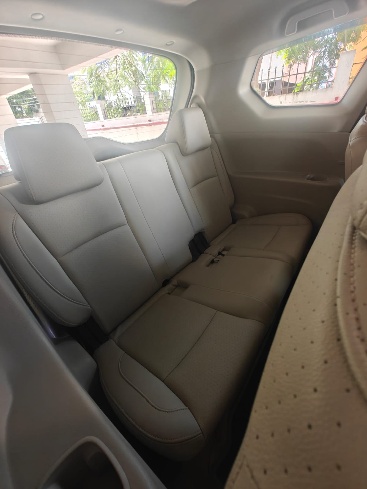 Mahindra Marazzo - Image 6