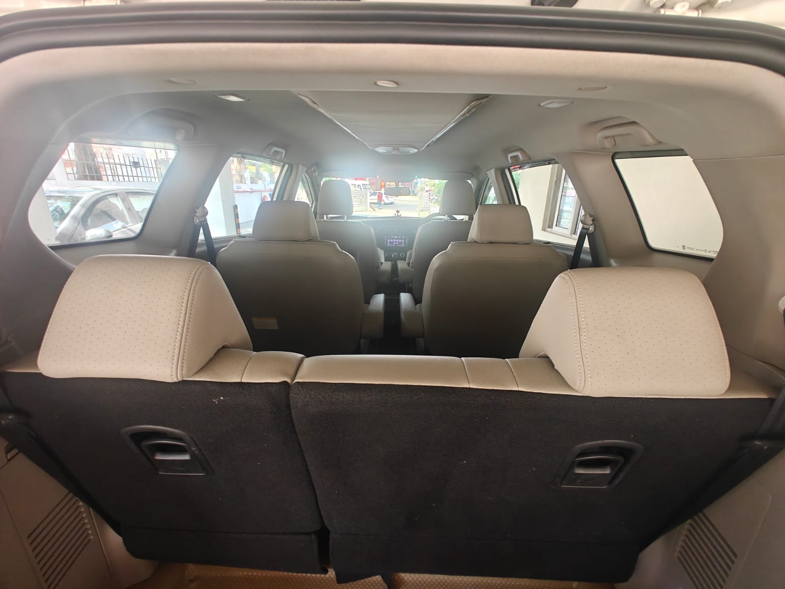 Mahindra Marazzo - Image 7