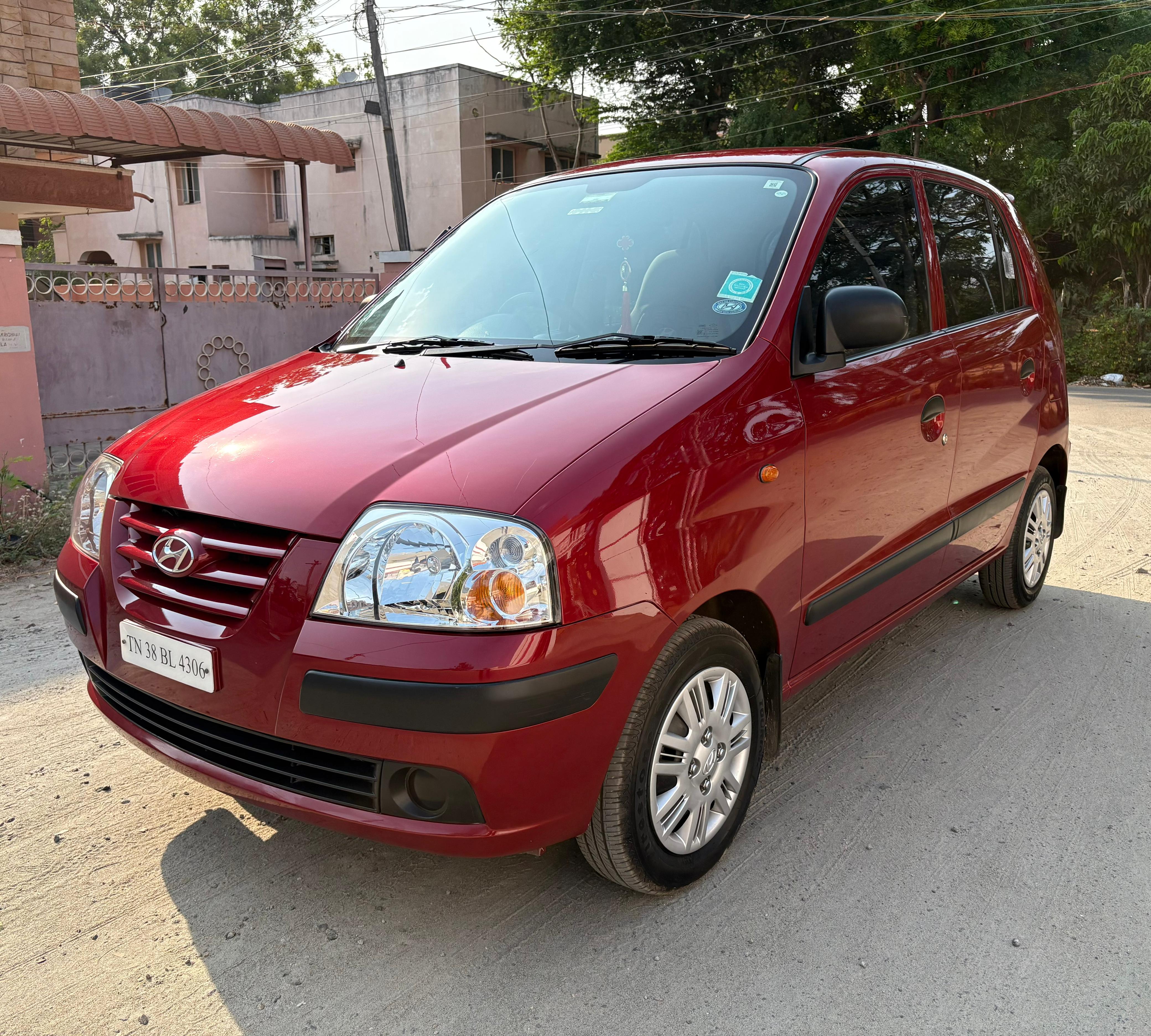 Hyundai Santro Xing - Image 8