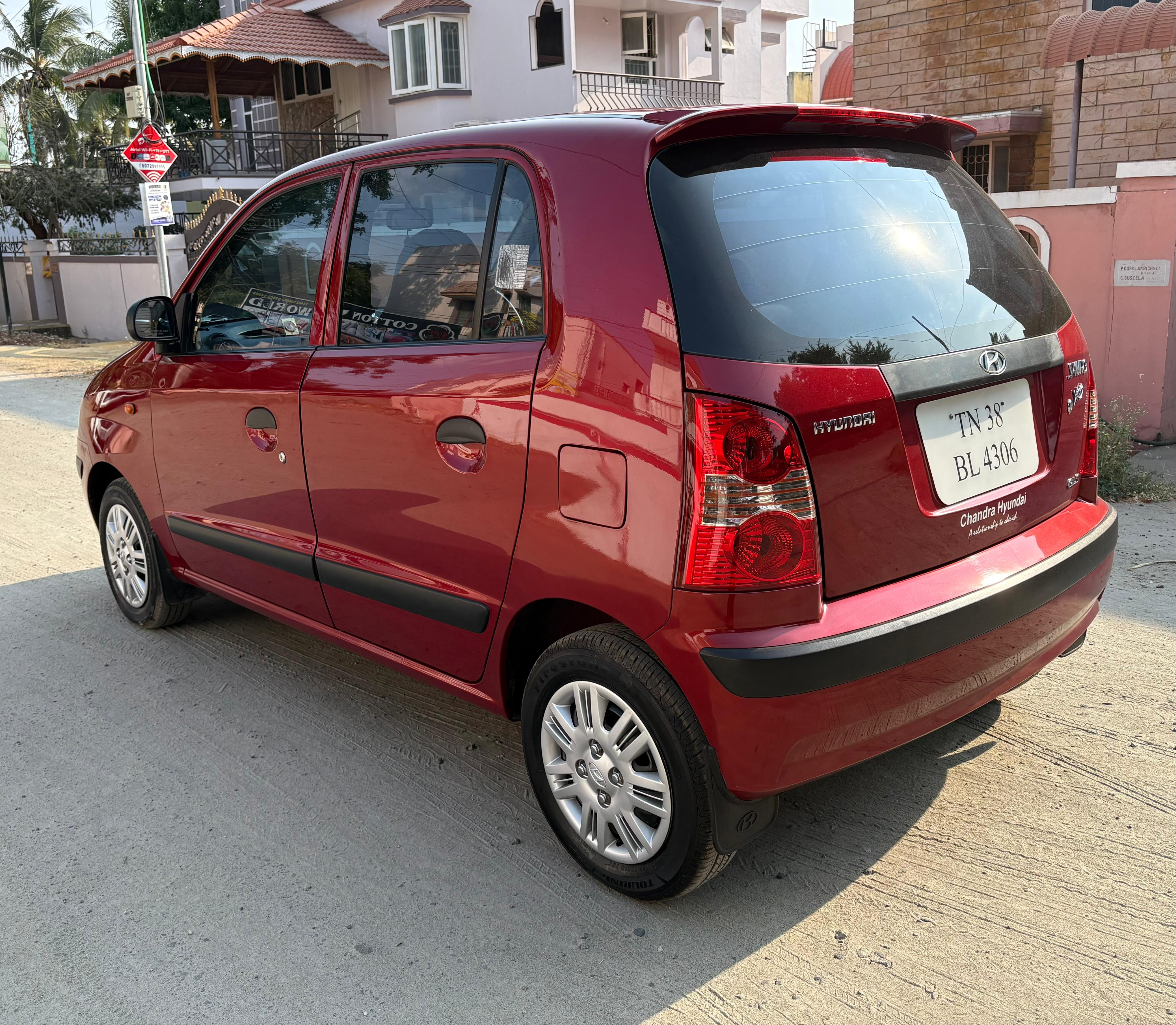 Hyundai Santro Xing - Image 10