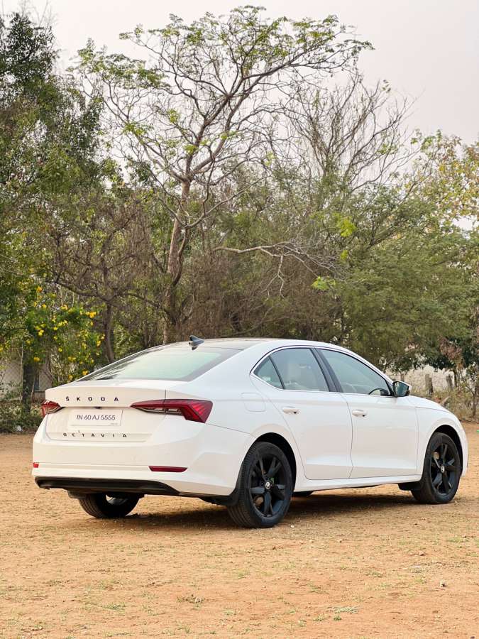 Skoda Octavia - Image 8