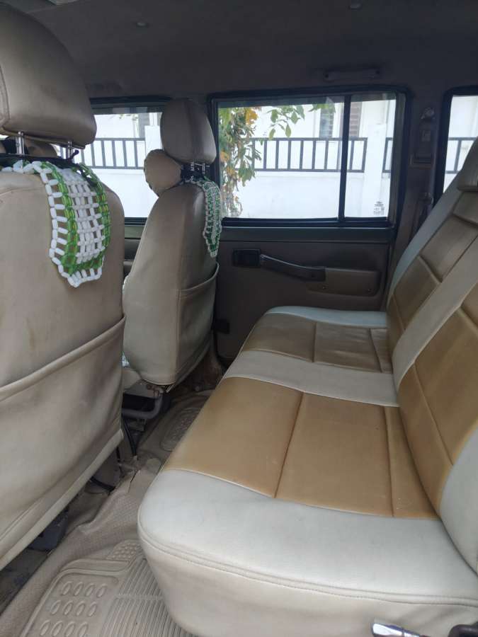 Mahindra Bolero - Image 4