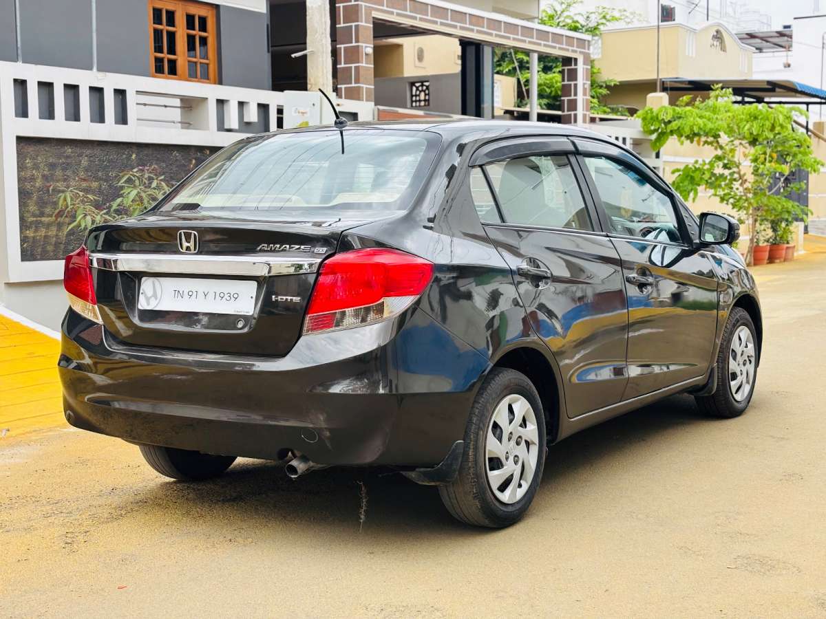 Honda Amaze - Image 2