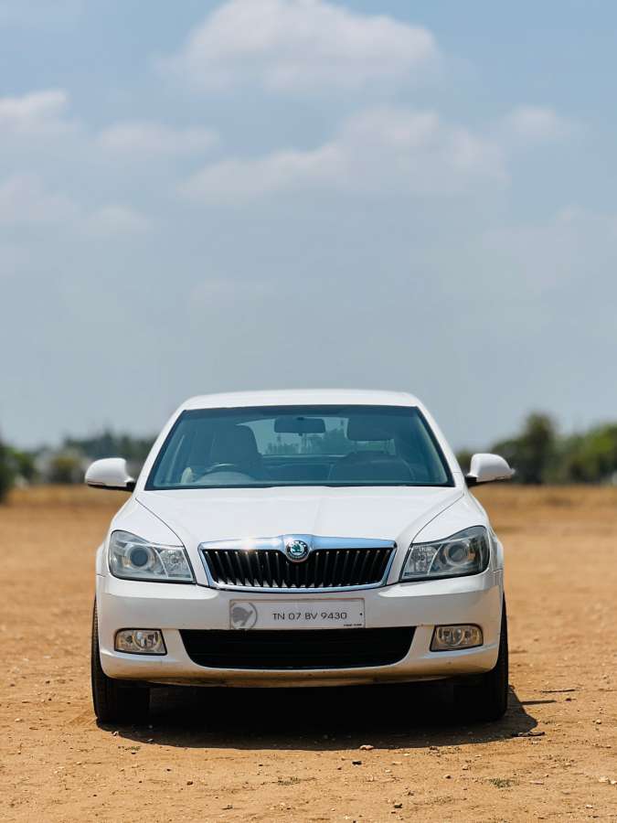 Skoda Laura - Image 10