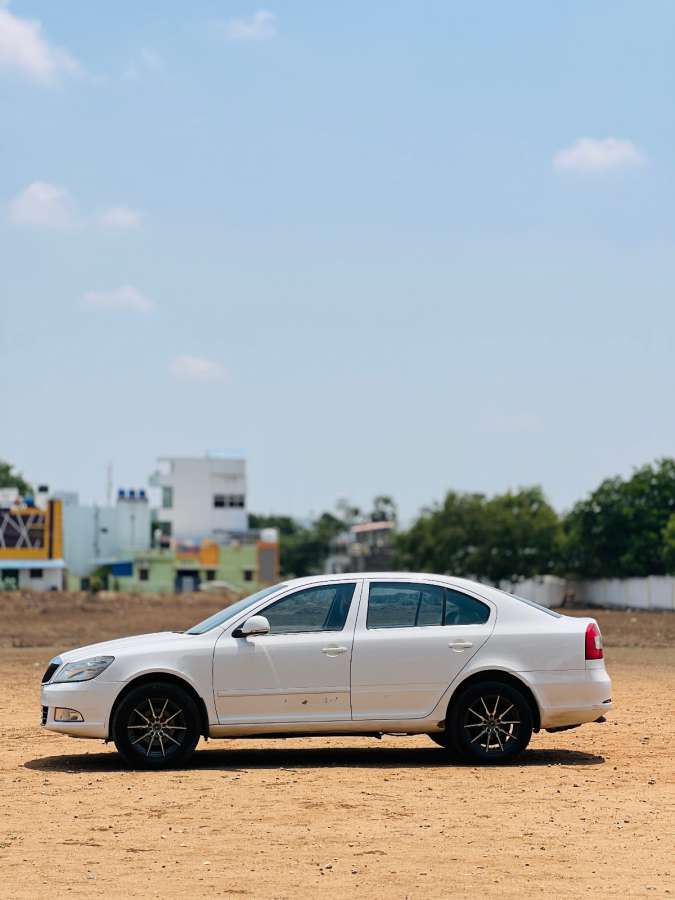 Skoda Laura - Image 2