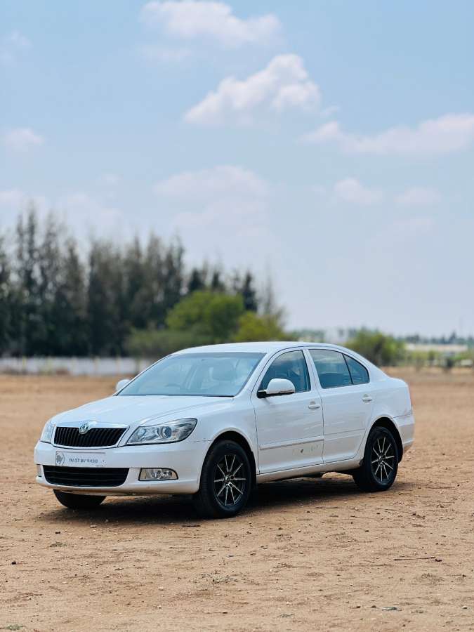 Skoda Laura - Image 4