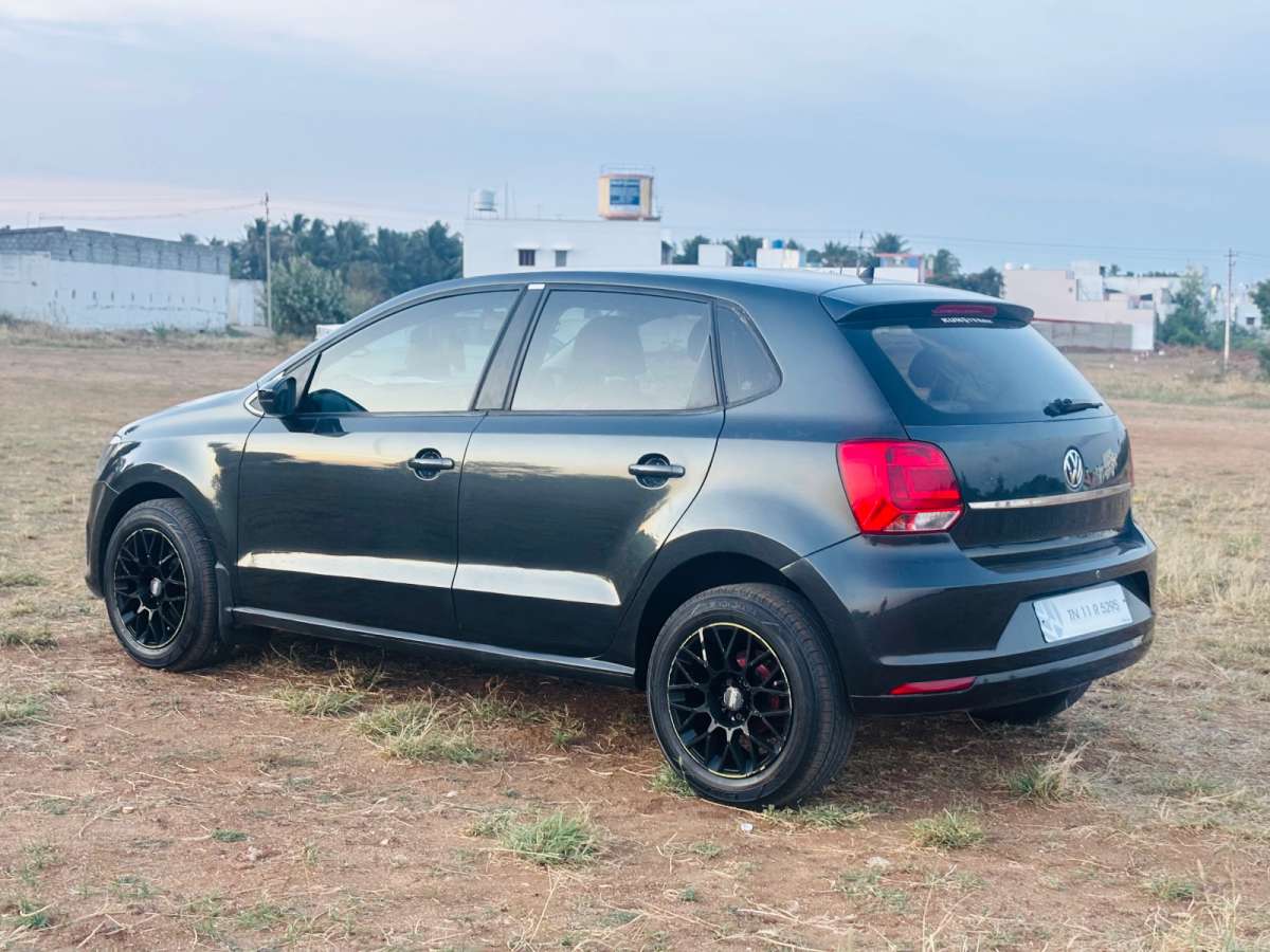 Volkswagen Polo - Image 5