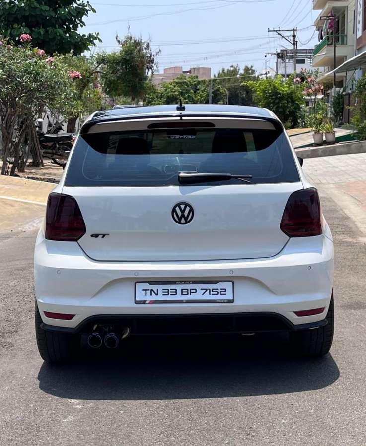 Volkswagen Polo - Image 9