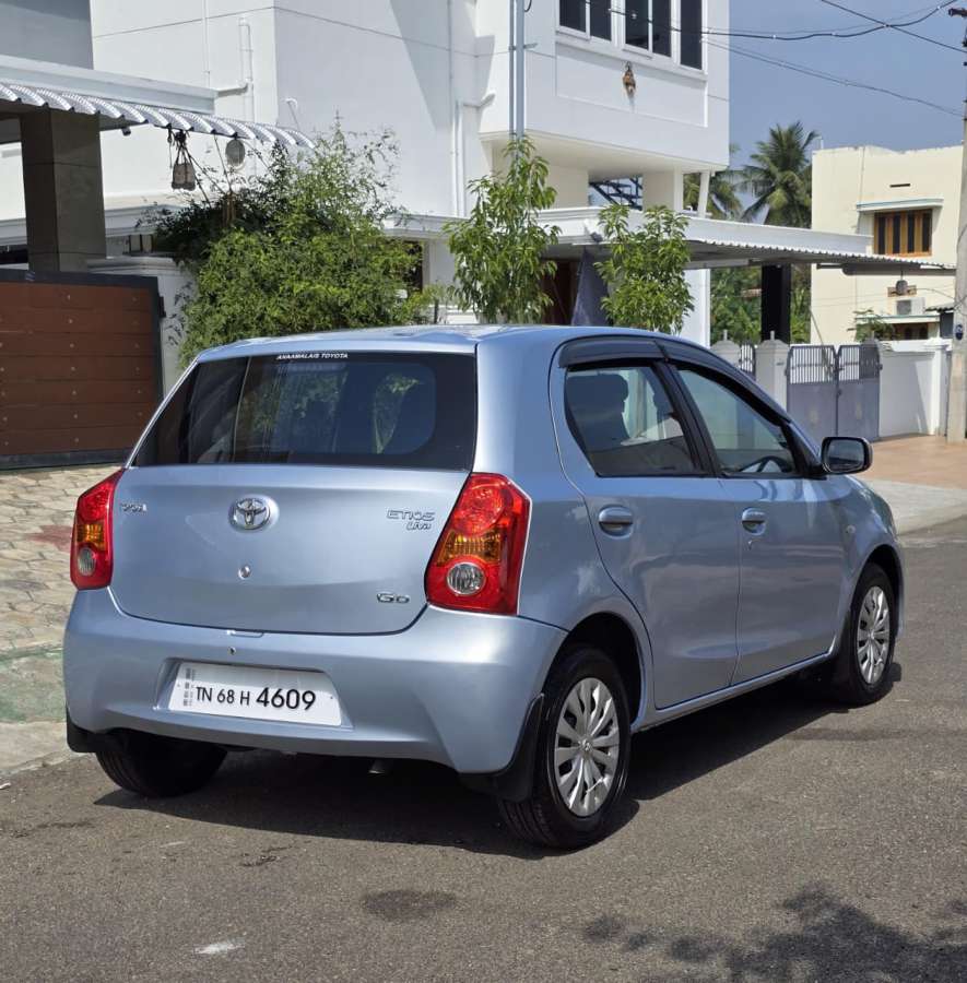 Toyota Etios Liva - Image 8