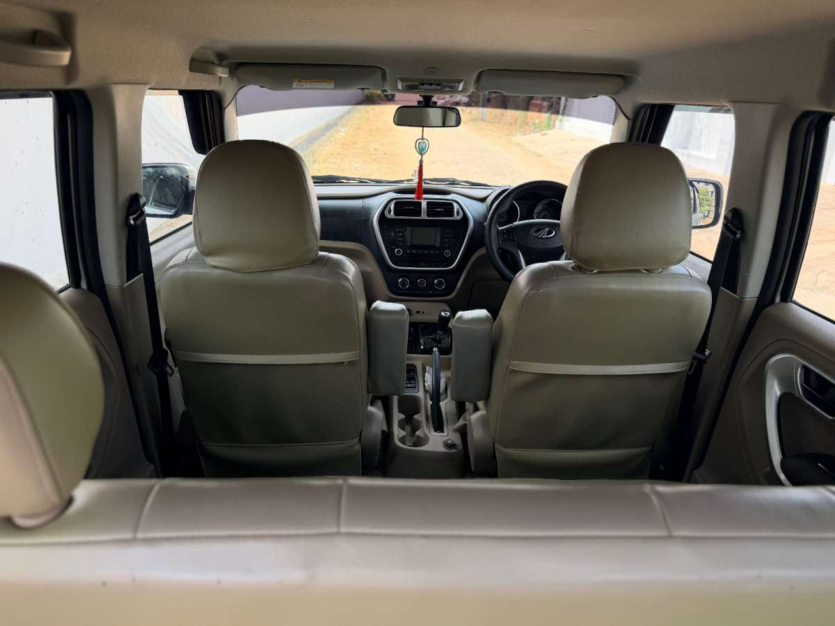 Mahindra TUV 300 - Image 2