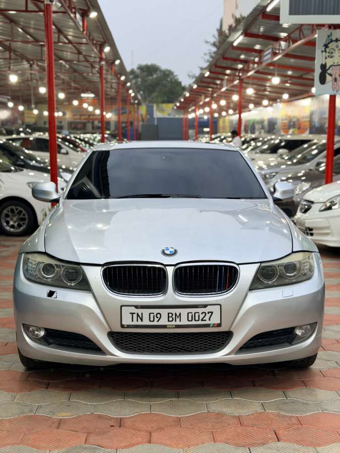 BMW 3 Series 320i