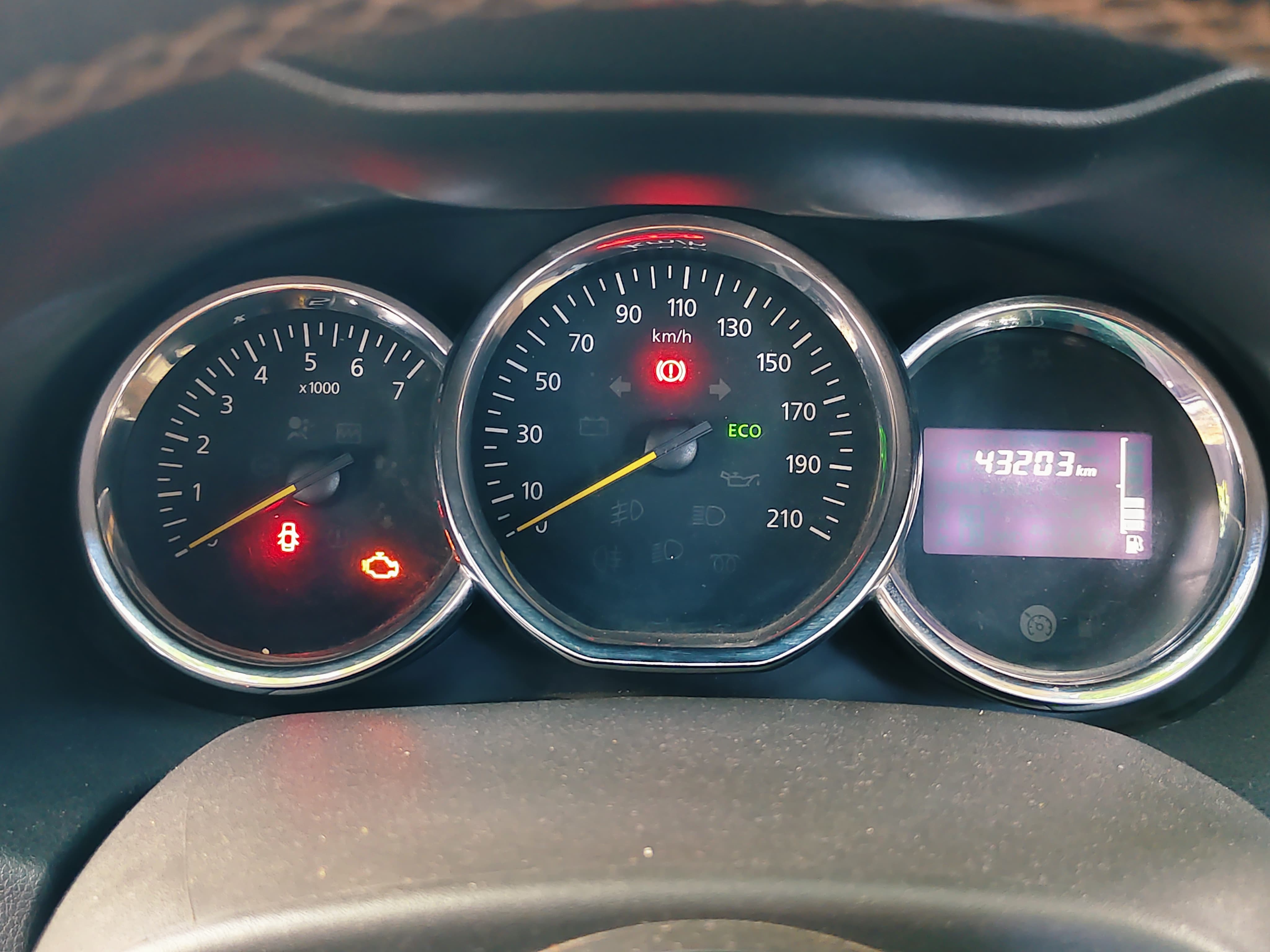 Renault Duster - Image 8