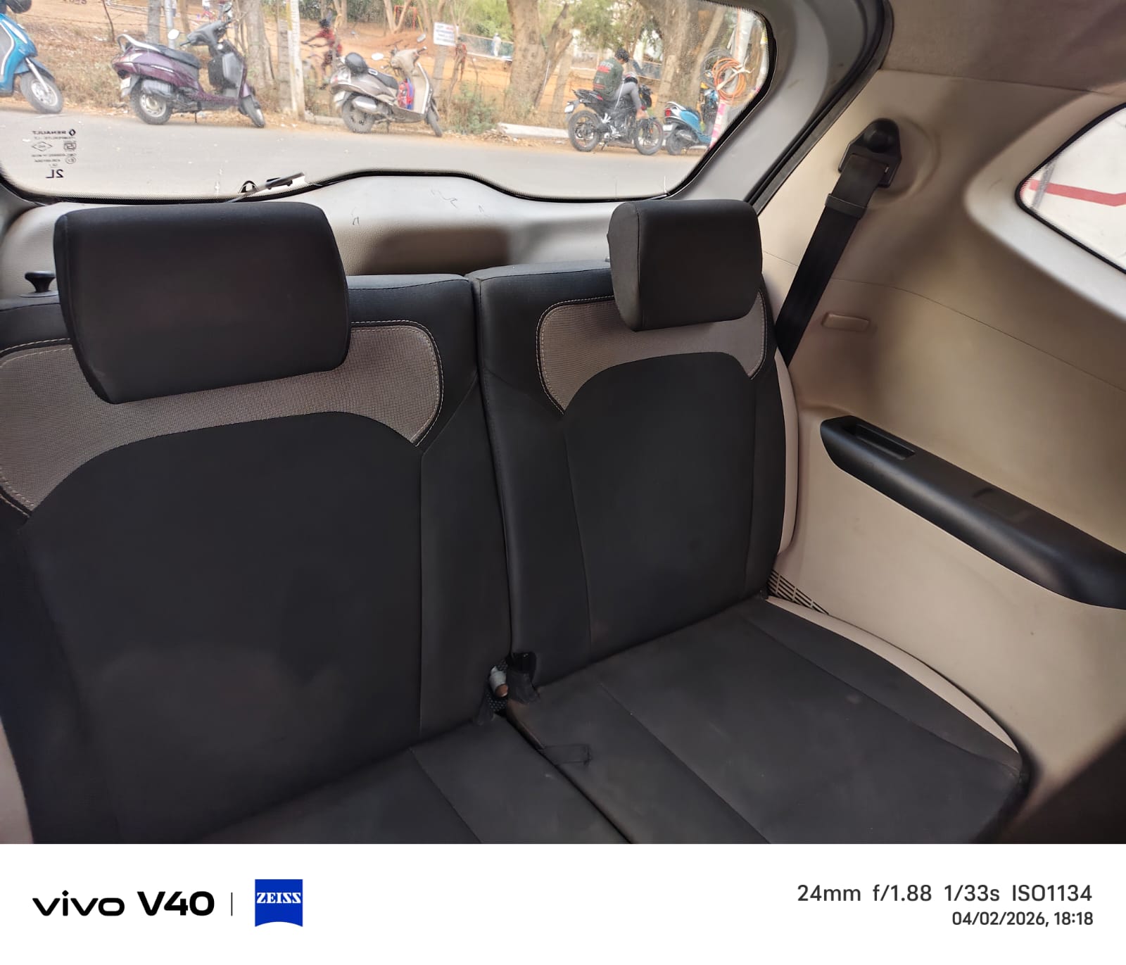 Renault Triber - Image 2