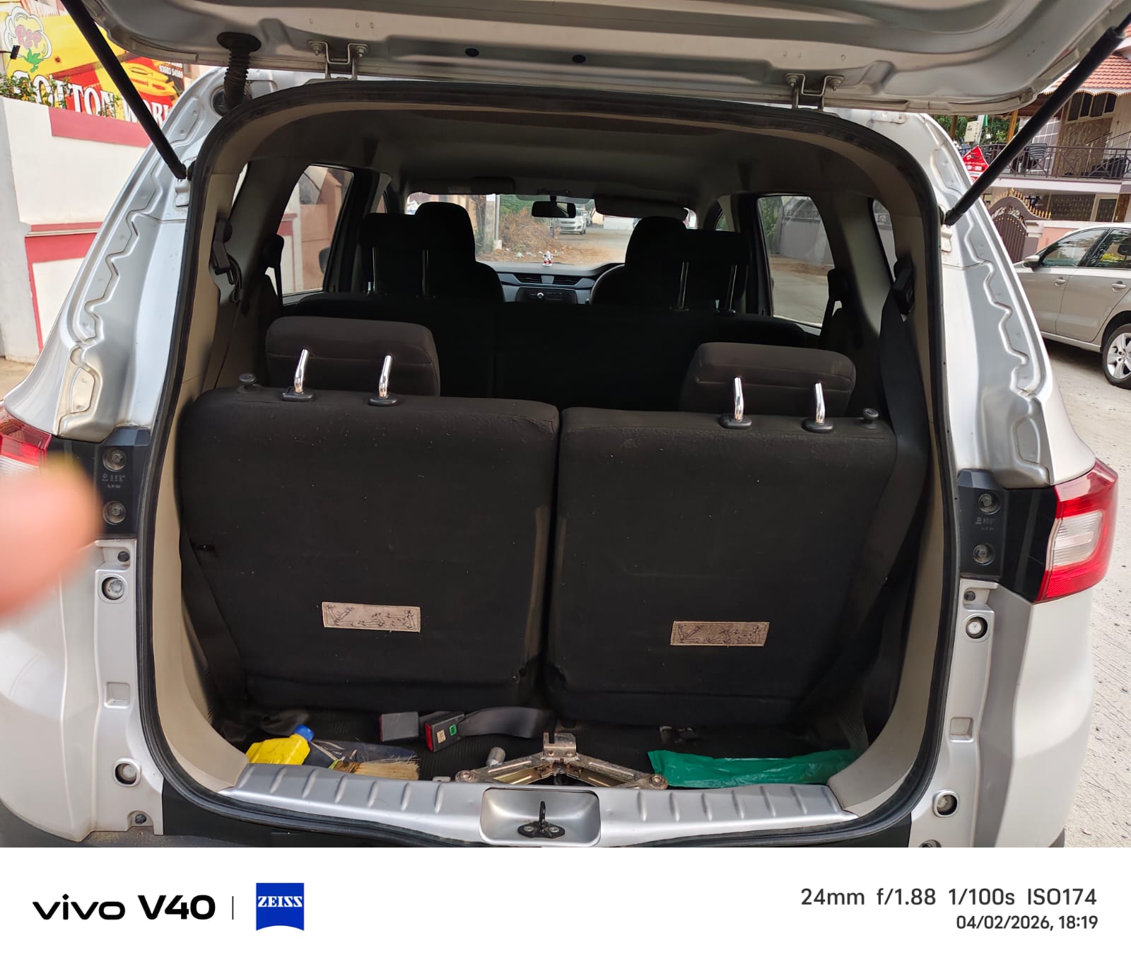 Renault Triber - Image 6