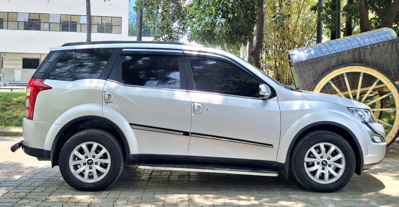 Mahindra XUV500 - Image 3