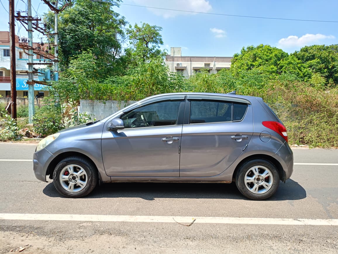 Hyundai i20 - Image 8