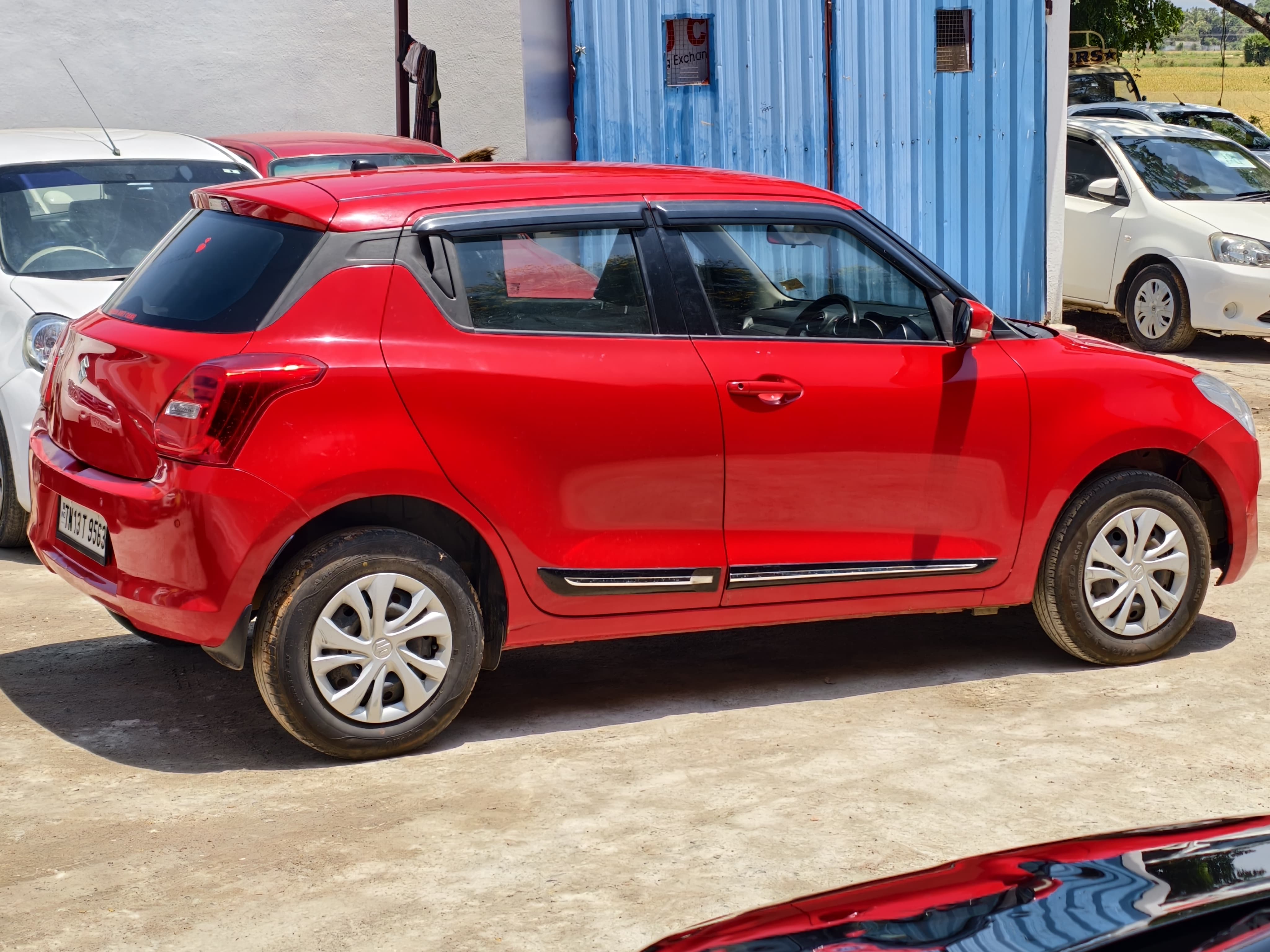 Maruti Suzuki Swift - Image 4