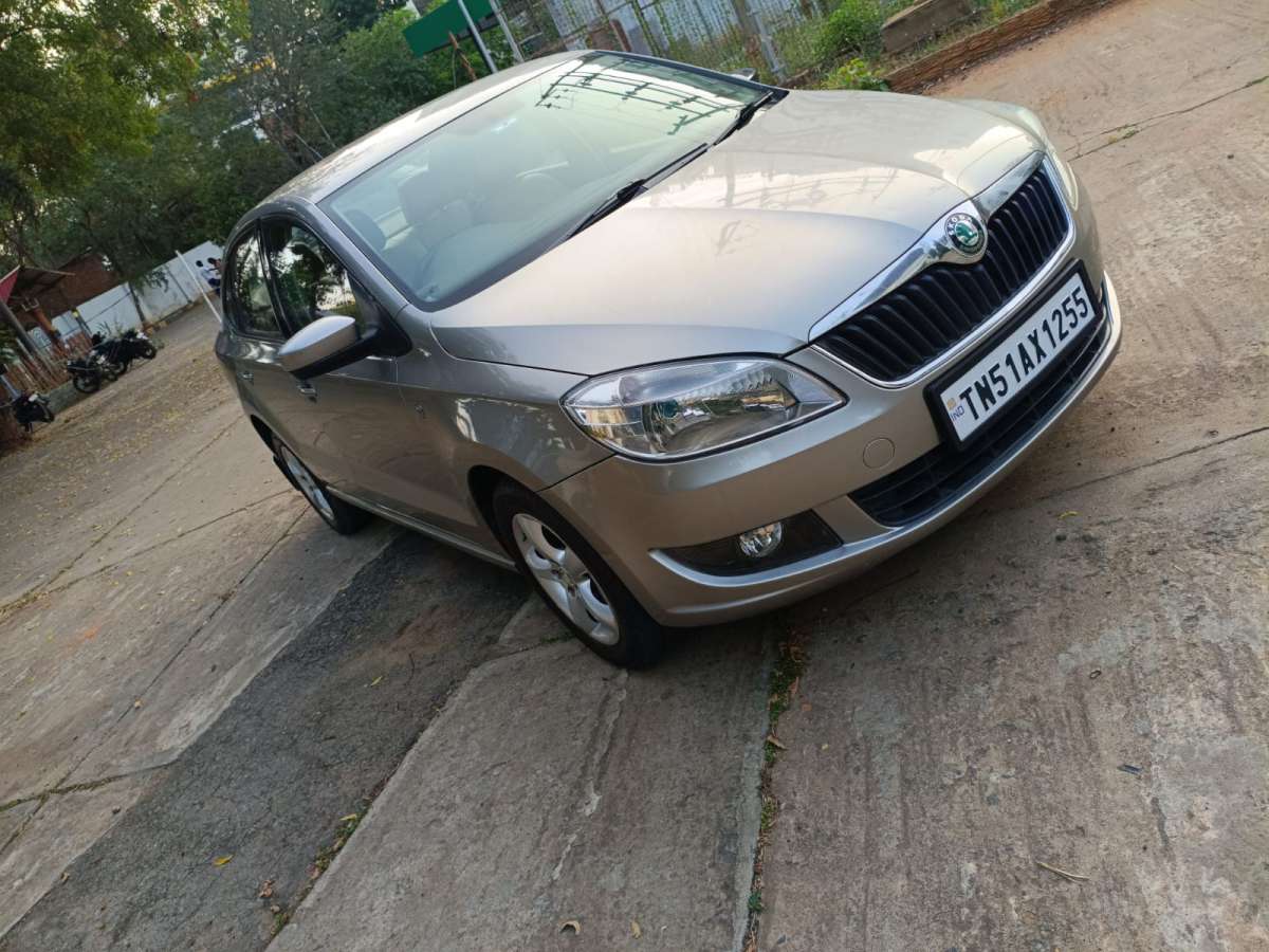 Skoda Rapid - Image 3